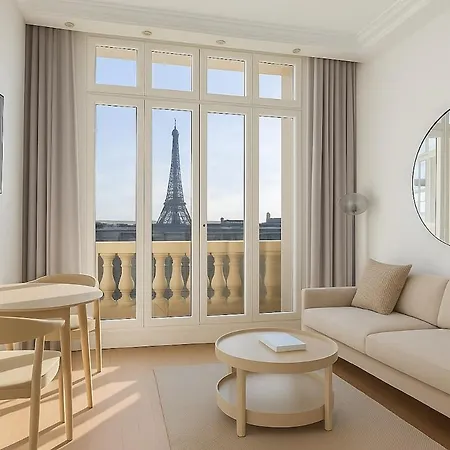 Champs-elysees Luxury * Paris